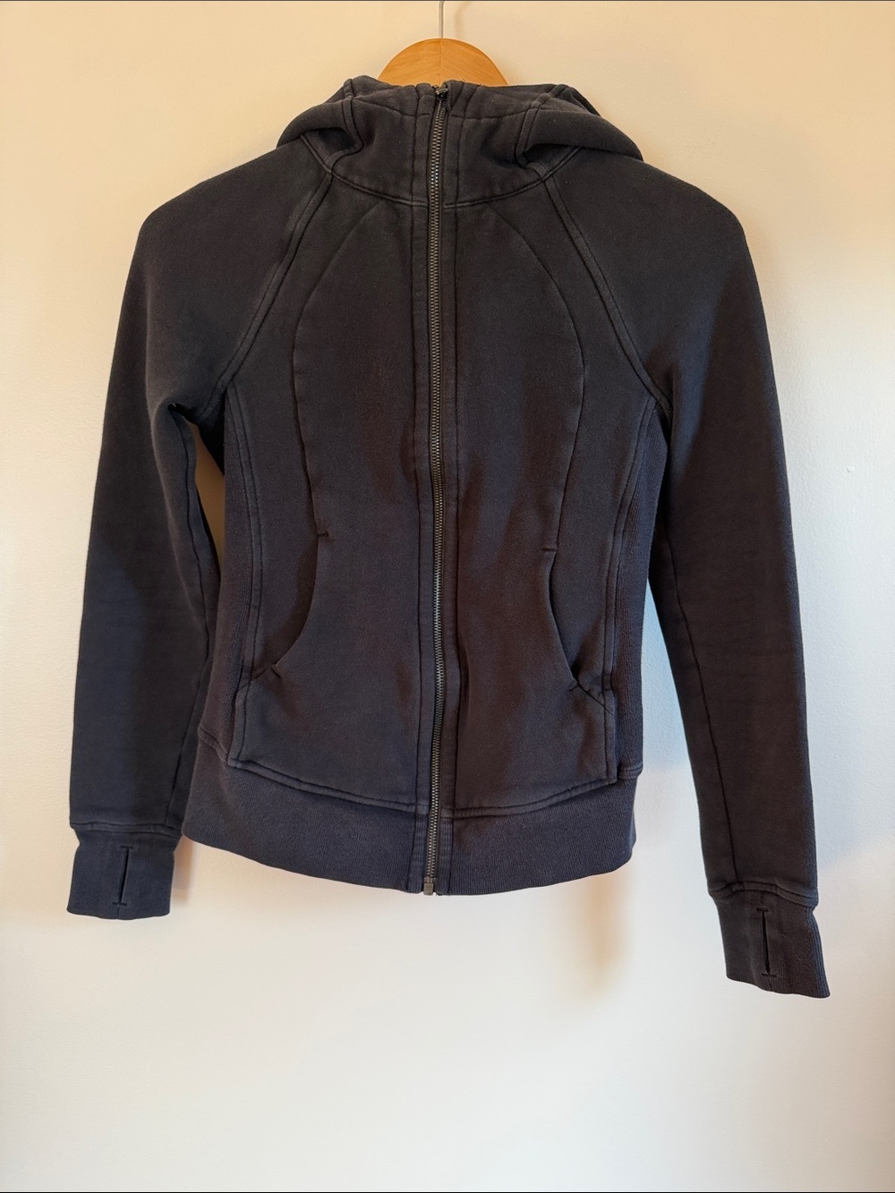 lululemon athletica Scuba Hoodie Black Full-Zip Hooded Sweatshirt sz 2 - Picture 3 of 11